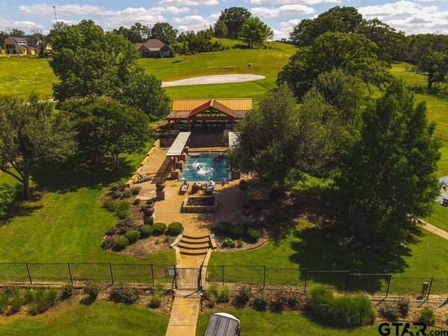 6445 Palomino Ct, Athens, TX 75752