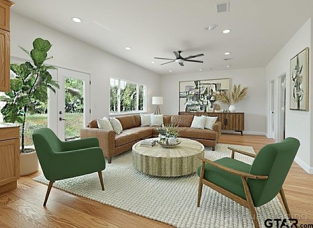 6445 Palomino Ct, Athens, TX 75752