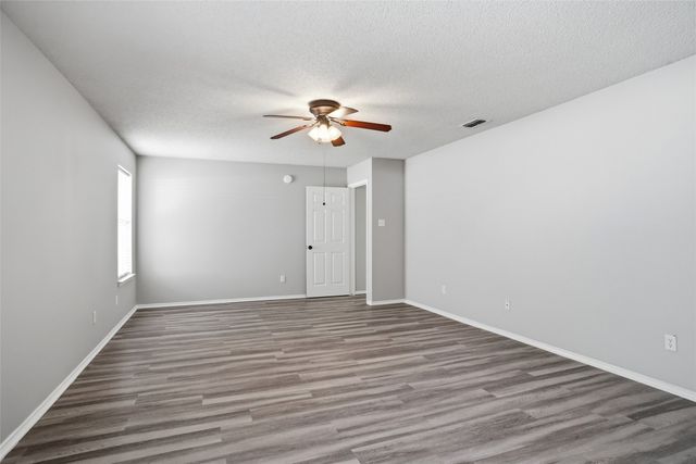 5713 Sea Breeze Lane, Fort Worth, TX 76135