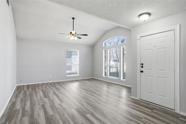 5713 Sea Breeze Lane, Fort Worth, TX 76135