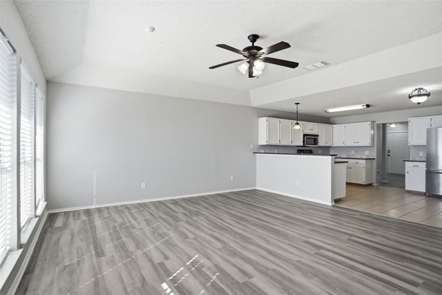 5713 Sea Breeze Lane, Fort Worth, TX 76135