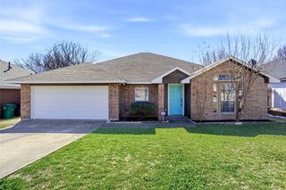 5713 Sea Breeze Lane, Fort Worth, TX 76135