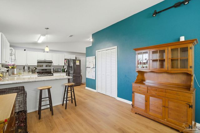 100 Woodland Ave, Cantonment, FL 32533