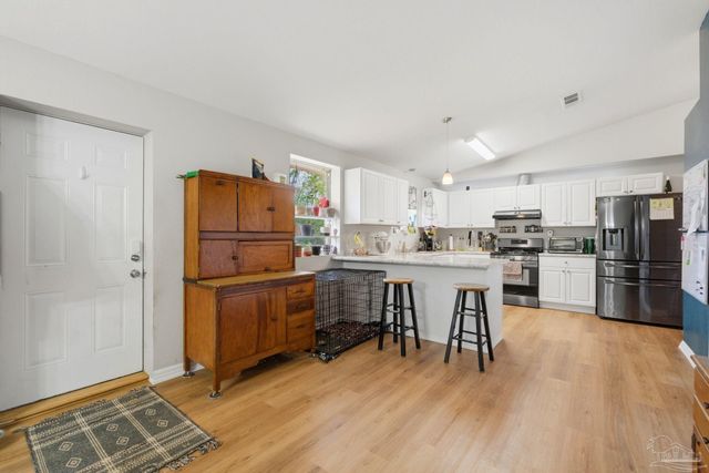 100 Woodland Ave, Cantonment, FL 32533