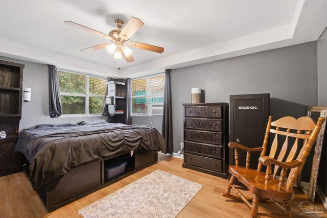 100 Woodland Ave, Cantonment, FL 32533