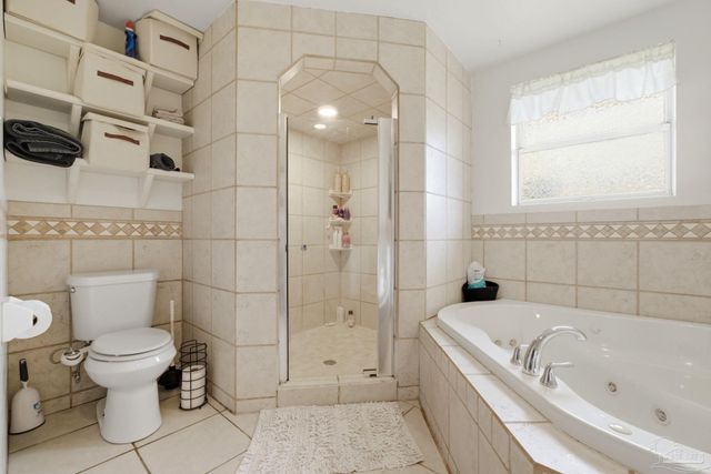 100 Woodland Ave, Cantonment, FL 32533