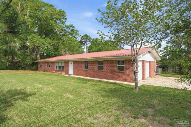 100 Woodland Ave, Cantonment, FL 32533