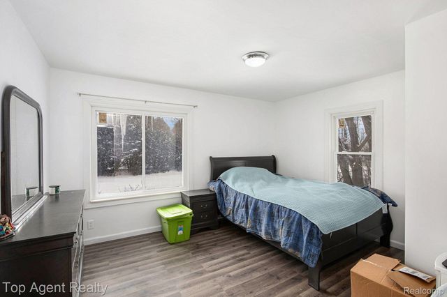 45945 N GRATIOT Avenue, Macomb Township, MI 48042