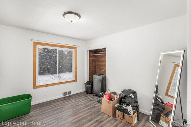 45945 N GRATIOT Avenue, Macomb Township, MI 48042