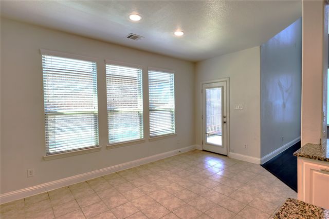 15421 Pioneer Bluff Trail, Fort Worth, TX 76262