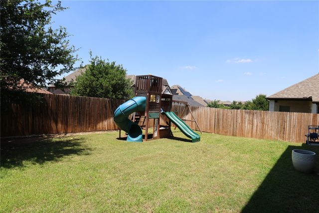 15421 Pioneer Bluff Trail, Fort Worth, TX 76262
