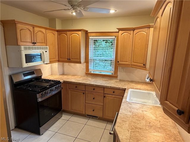 25770 Wolf Road, Bay Village, OH 44140