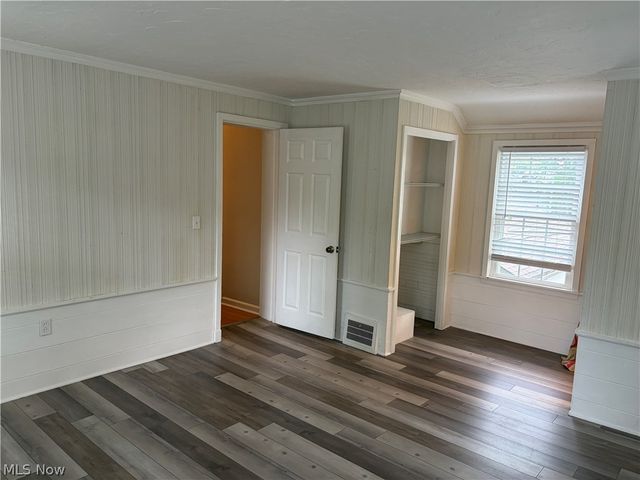 25770 Wolf Road, Bay Village, OH 44140