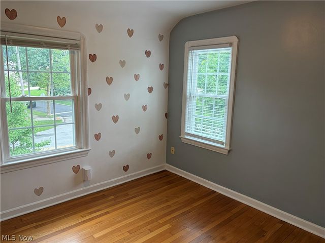 25770 Wolf Road, Bay Village, OH 44140