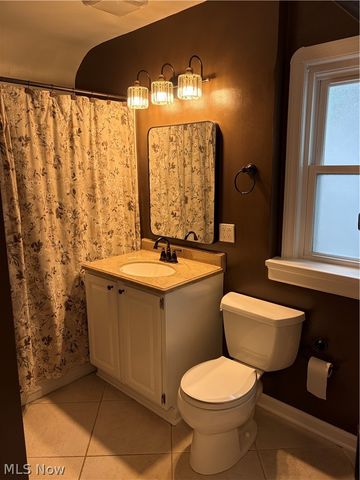 25770 Wolf Road, Bay Village, OH 44140