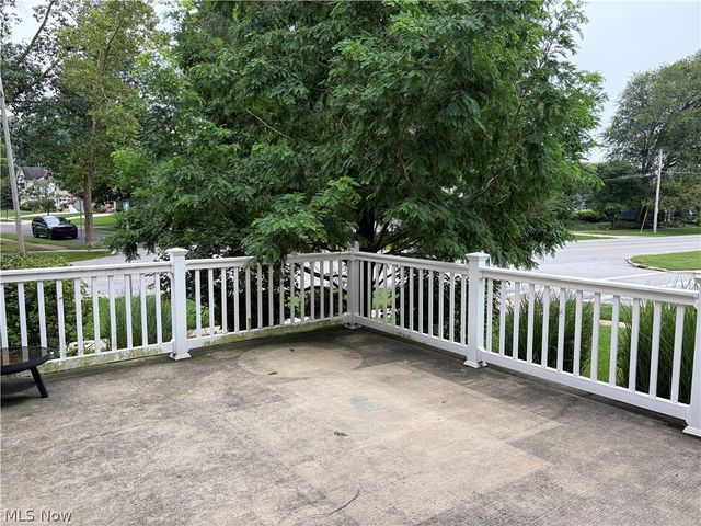 25770 Wolf Road, Bay Village, OH 44140