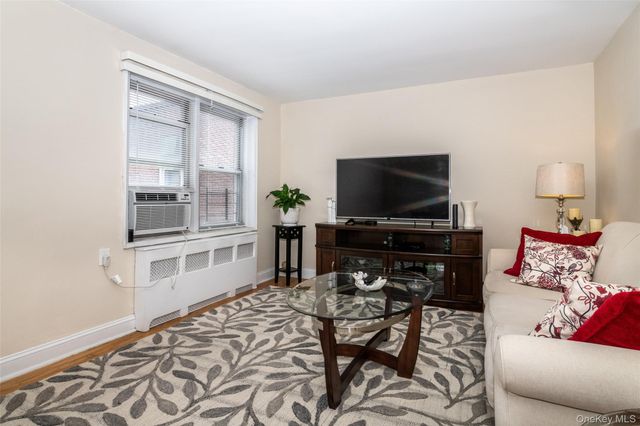 60 Locust Avenue A-609, New Rochelle, NY 10801