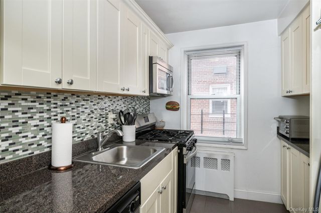 60 Locust Avenue A-609, New Rochelle, NY 10801