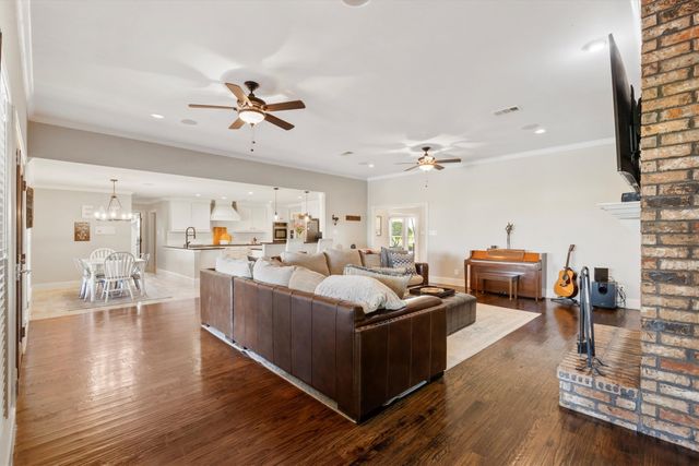 161 Pullen Road, Mclendon Chisholm, TX 75032