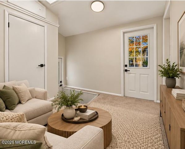 97 Bowline Street, Beachwood, NJ 08722