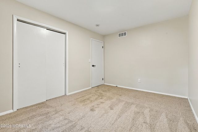 97 Bowline Street, Beachwood, NJ 08722