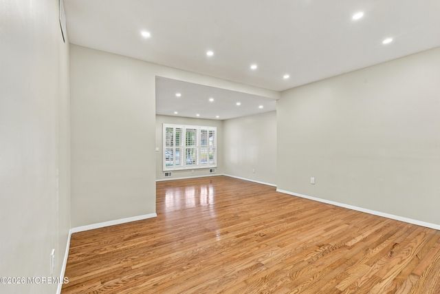97 Bowline Street, Beachwood, NJ 08722