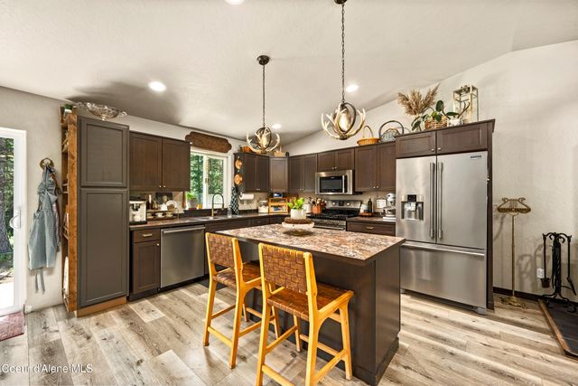 32127 N Hayden DR, Spirit Lake, ID 83869