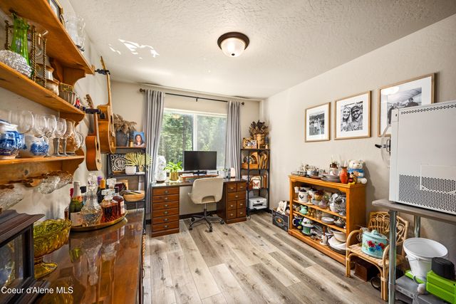 32127 N Hayden DR, Spirit Lake, ID 83869