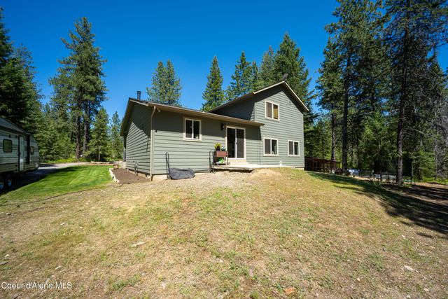 32127 N Hayden DR, Spirit Lake, ID 83869