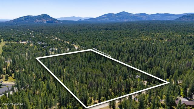 32127 N Hayden DR, Spirit Lake, ID 83869