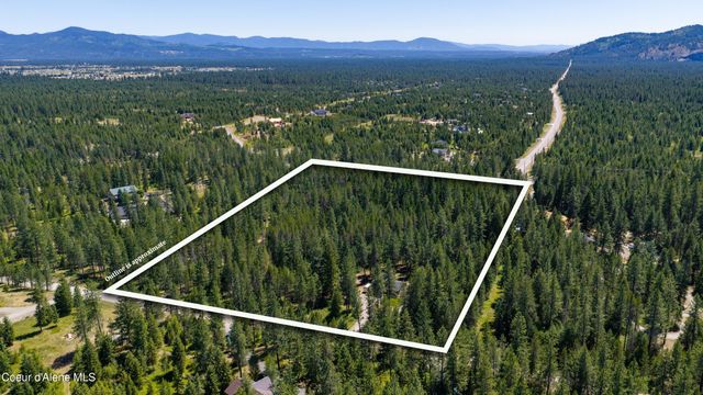32127 N Hayden DR, Spirit Lake, ID 83869