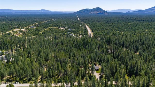 32127 N Hayden DR, Spirit Lake, ID 83869