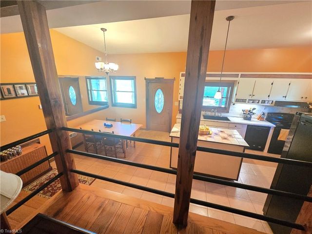 1800 Pleasant Hill Liberty Road, Liberty, NC 27298