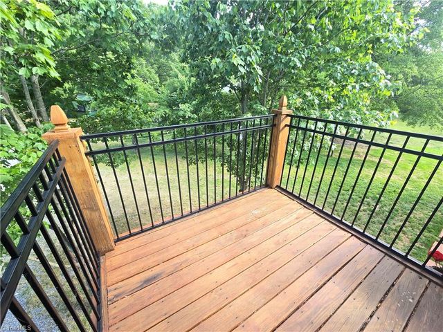 1800 Pleasant Hill Liberty Road, Liberty, NC 27298