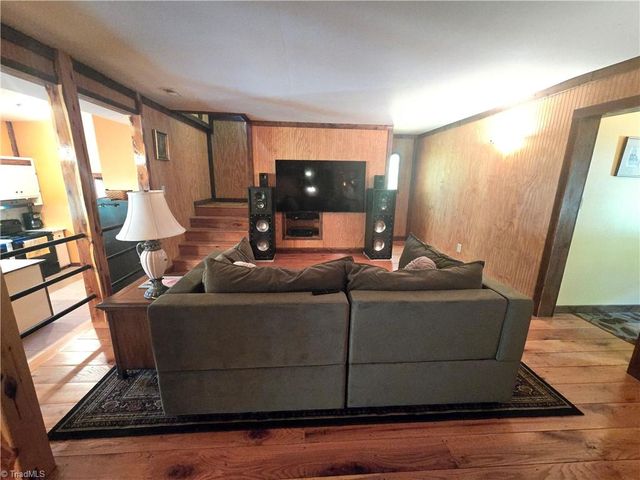1800 Pleasant Hill Liberty Road, Liberty, NC 27298