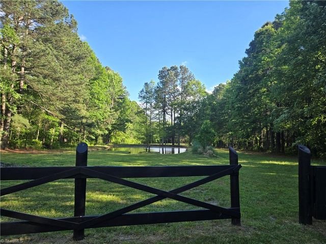 1800 Pleasant Hill Liberty Road, Liberty, NC 27298