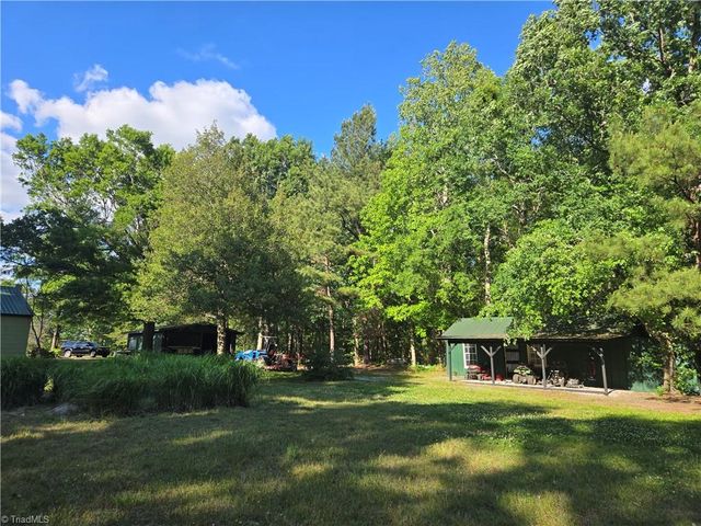 1800 Pleasant Hill Liberty Road, Liberty, NC 27298