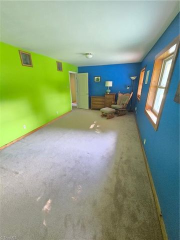 1800 Pleasant Hill Liberty Road, Liberty, NC 27298