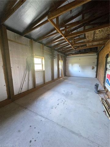 1800 Pleasant Hill Liberty Road, Liberty, NC 27298