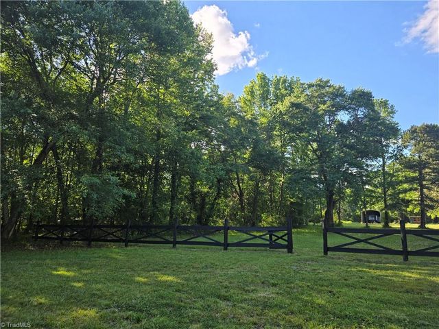 1800 Pleasant Hill Liberty Road, Liberty, NC 27298