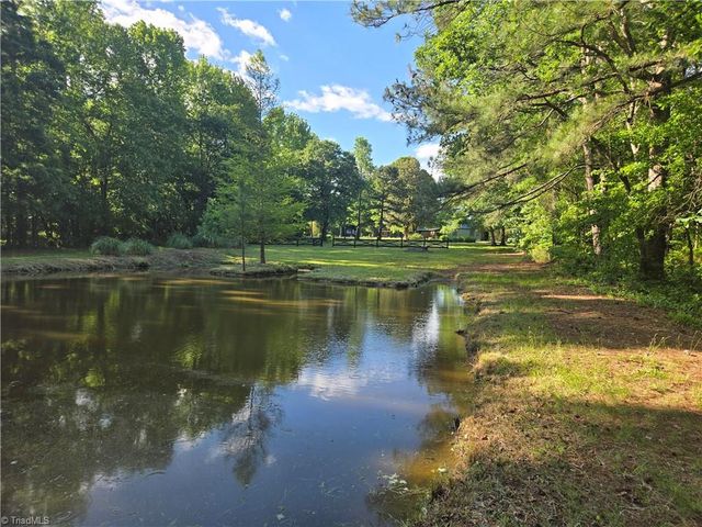 1800 Pleasant Hill Liberty Road, Liberty, NC 27298