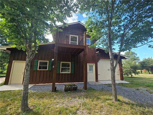 1800 Pleasant Hill Liberty Road, Liberty, NC 27298