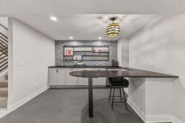 6113 Jeffrey Lane, Edina, MN 55436
