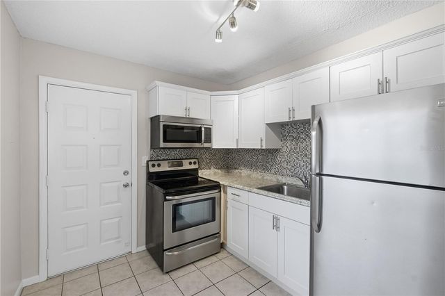 502 S NEWPORT AVENUE, Tampa, FL 33606