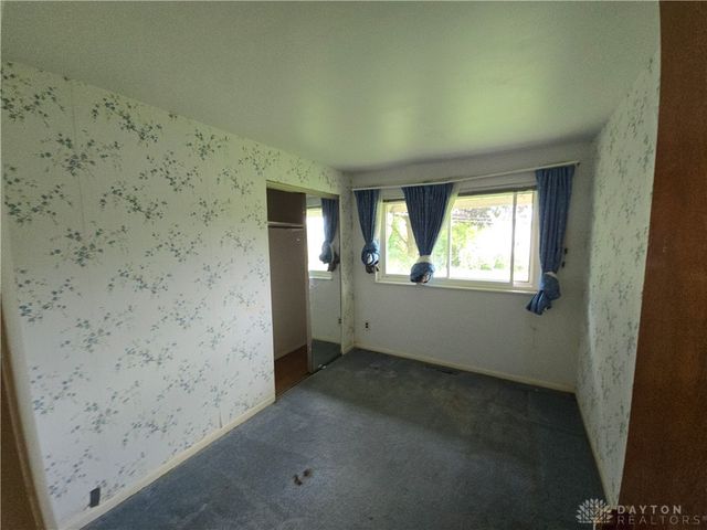 5702 Storck Drive, Huber Heights, OH 45424