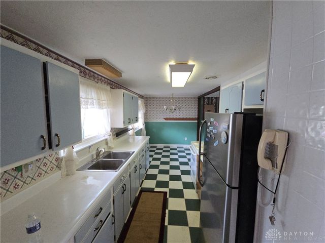 5702 Storck Drive, Huber Heights, OH 45424