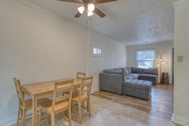 947 Stratford Place, Mason, OH 45040