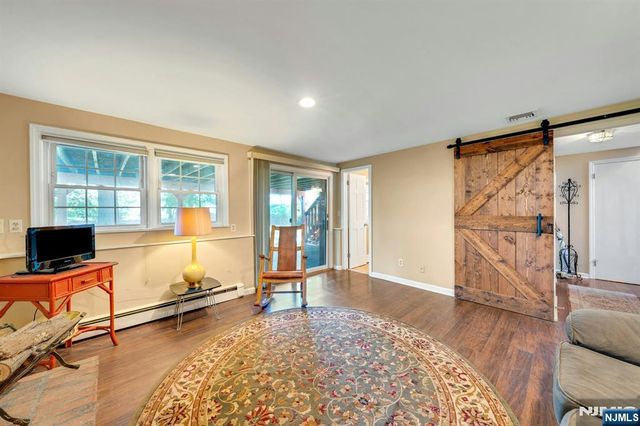 15 Sunset Place, Emerson, NJ 07630