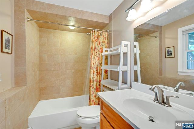 15 Sunset Place, Emerson, NJ 07630