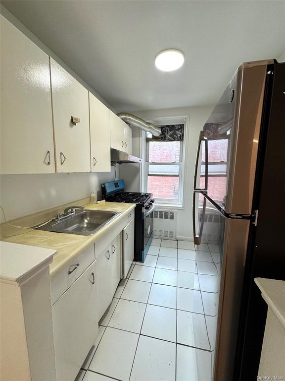 142-20 41st Ave 6C, Flushing, NY 11355 — photo 4